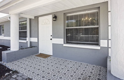 Temple Crest House | Entire home near Bush Garden, USF, Moffitt center
