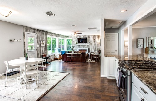 Haltom City House | Entire Home, Patio+Fire Pit! Ideal for Long Stays!