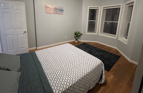Montclair Apartment | Entire home with free Parking 30 minutes NYC-3R