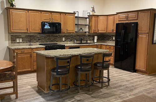 Foothills House | Entire Home- Yuma Foothills w/RV Hook ups