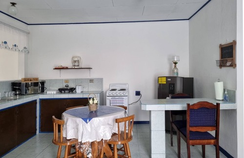 Villa Bonita Apartment | Entire Homy apartment for you, 5 min SJO Airport