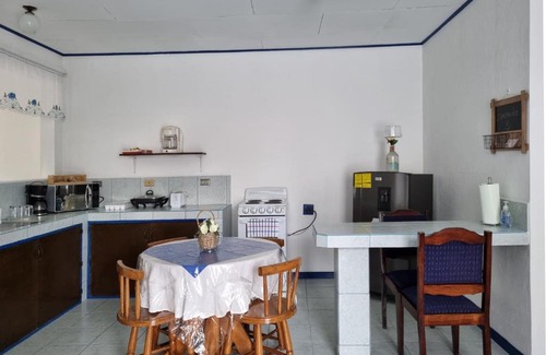 Villa Bonita Apartment | Entire Homy apartment for you, 5 min SJO Airport