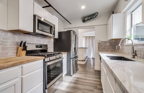 Mesquite House | Entire House - 3 Bedroom 2 Bath 7 miles East of Downtown Dallas