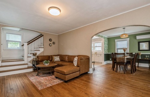 Neptune City House | Entire House 7 Minute Drive to Asbury Park Beach!