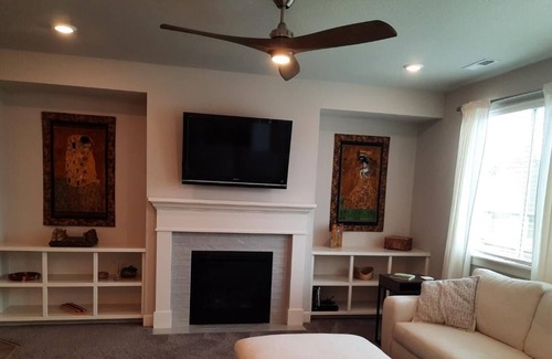 Ridgefield House | Entire House close to Winery's, Casino, Wildlife Refuge and more
