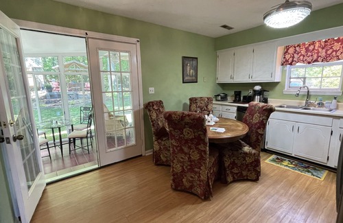 Plum Springs House | Entire House Family-Pets-Friendly Close to i65.