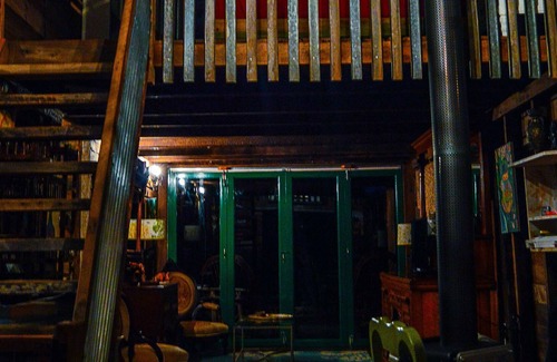 Ewingsdale House | Entire House Historic Barnstay Tooraloo Farm Stay Byron Bay