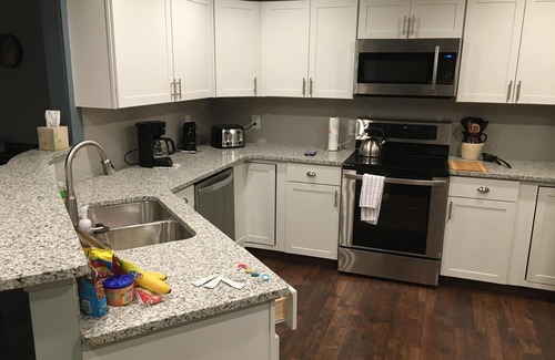 Harrisonburg House | Entire House Near JMU