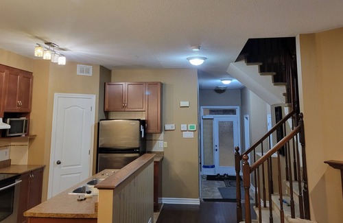 Compton House | Entire house