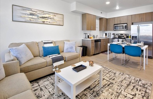 Salt Lake City Apartment | Entire Lovely 1-bedroom with a pool & hot tub 421