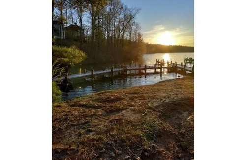 Peachtree City Apartment | Entire Lovely 2 Bd With Pool & Treadmill