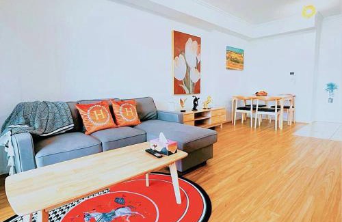 Waitara Apartment | Entire Modern Apt &Near Station&Private Parking