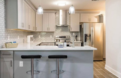 Collier Heights House | Entire Newly Renovated Home 10 mins from DT ATL