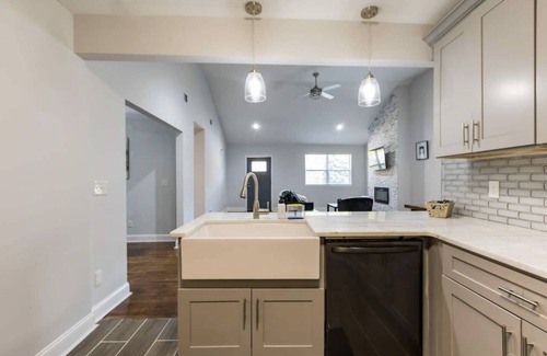 Collier Heights House | Entire Newly Renovated Home 10 mins from DT ATL