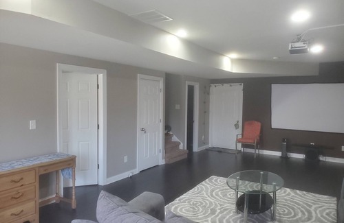 Columbus Apartment | Entire Private & Cozy Walkout Basement to enjoy Solar Eclipse