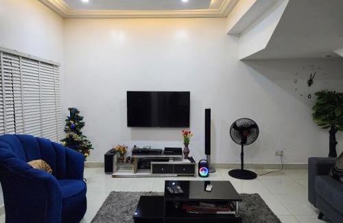 Karsana Apartment | Entire Serviced Two bedroom duplex Abuja - 24hr WIFI, POWER, OFFICE, FULL KITCHEN