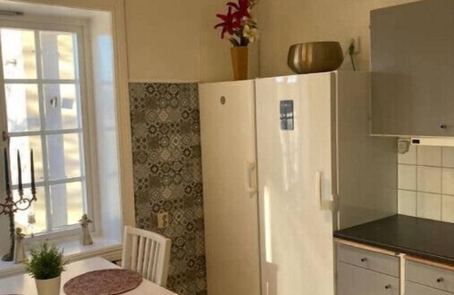 Sigtuna Municipality House | Entire Town House on Ground floor, on Lake.nnLuxury Lake Escape Close to Marina.