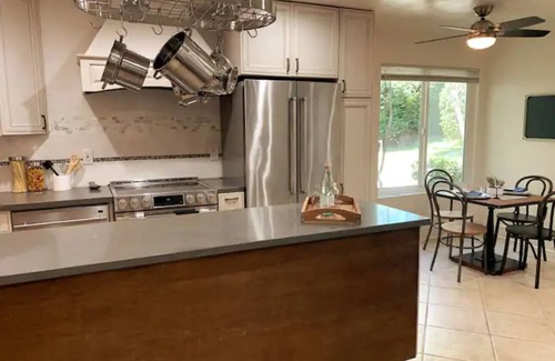 University City House | ENTIRE TOWNHOUSE - UTC/La Jolla BEAUTY!, Location!