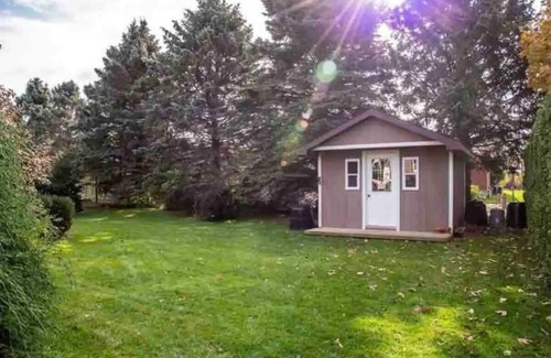 Port Elgin House | Entire Vacation Home with 5 Bedrooms & 3 Bathrooms