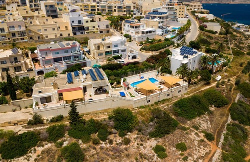 Mellieħa Heights Villa | Entire Villa