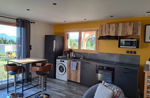 Savines-le-Lac Apartment | Entre lac et Montagne, Nombreuses Activités à Porter de Main! Ski, Kite Surf