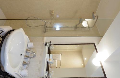 Stari Grad Hotel | Envoy Hotel