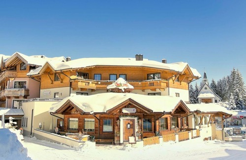 Konigsleiten Apartment | Enzian Suite - Biohotel Castello Koenigsleiten
