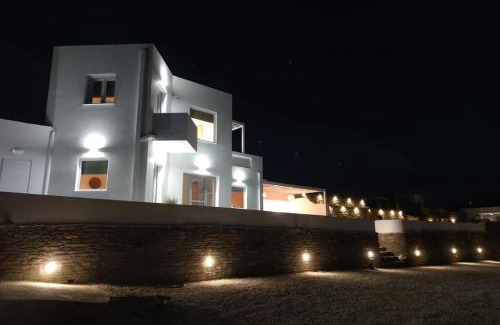 Ydrousa Villa | Eolia luxury suites Andros