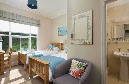 Hele Bed & Breakfast | Epchris House