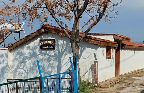 Selcuk House | Ephesus Hillside