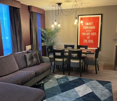 RopeWalks Apartment | EPIC Apartments Tunnage Square