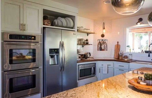 Paso Robles House | Epic Views above Paso Robles vineyards- 2 bedrooms, 2 baths.