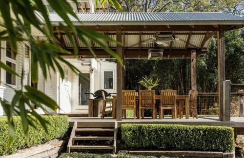 Kangaroo Valley House | Equanimity Luxurious tranquil Kangaroo Valley home