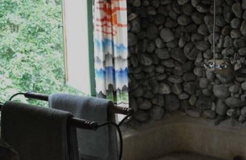 Kasese Cabin | Equator Snow Geo Lodge
