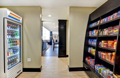 Mount Juliet Condo | Equipped Suite | Free Breakfast, Business Center