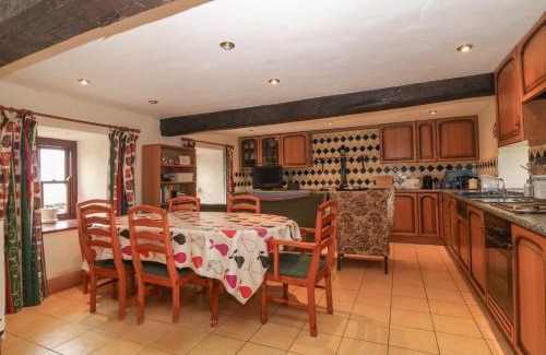 Caernarfon House | Ereiniog 2