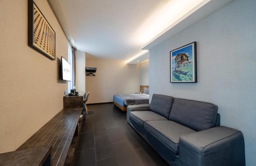 Gondangdia Hotel | Erian Hotel