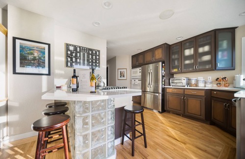 Erlands Point-Kitsap Lake House | Erlands Point Beach House