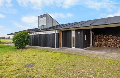 Østerskov House | "Erlinda" - 600m from the sea by Interhome
