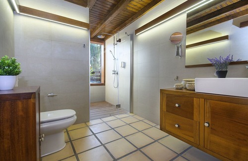 Masdache House | Ermita Perdomo, Modern Style with a Rustic Twist