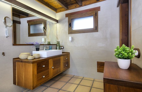 Masdache House | Ermita Perdomo, Modern Style with a Rustic Twist
