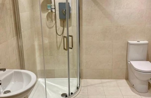 Enniskillen Apartment | Ernegetaway 3 Queen St 1 Bedroom apartment