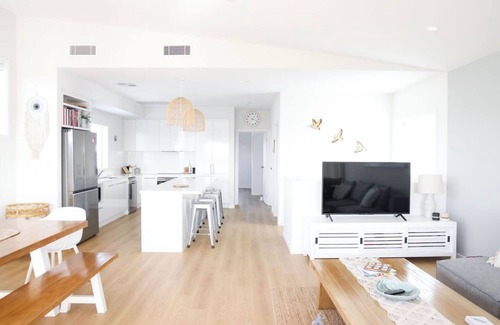 Waterhouse House | Ernie’s - Long Beach