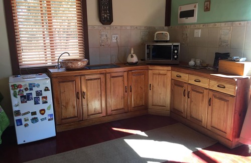 Greater Johannesburg Metropolitan Area Ski Chalet | Eros Isle Guest Chalet