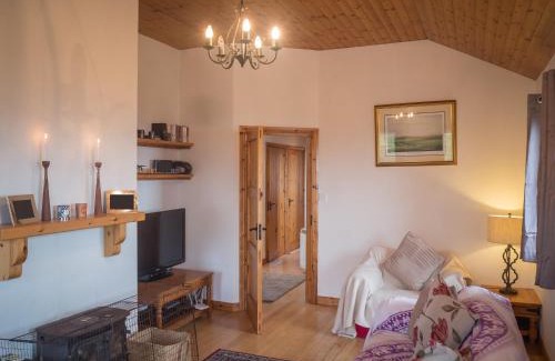 Clifden House | Errislannan Stone Cottage