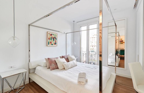 Segundo Ensanche Apartment | 96 m² Apartment ∙ 3 bedrooms ∙ 7 guests
