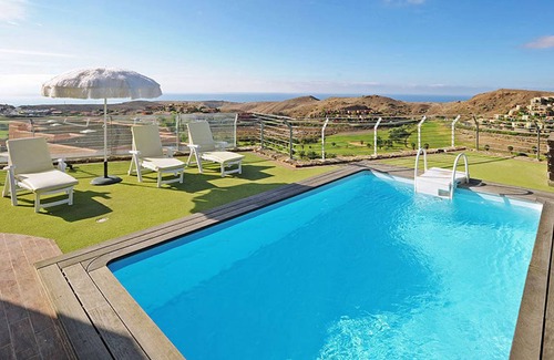 Salobre House | 120 m² House ∙ 3 bedrooms ∙ 6 guests