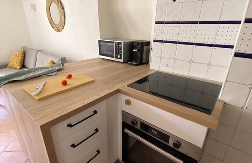 Saint-Michel-l'Observatoire Apartment | Escape to Provence