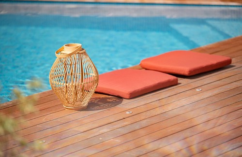 Cerbere Apartment | Escapade Idéale : Piscine, Plage & Terrasse