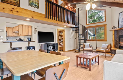 Morrisville House | Escape 2 Stowe: 5 minutes from village of Stowe